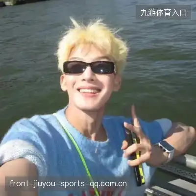 薄发华